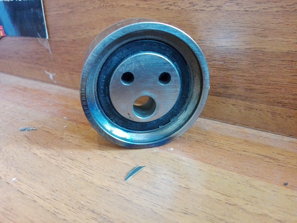 Выражения лица ролика ГРМ при замене: "Как?Мы уже расстаемся?" ГРМ, Автосервис, Удивление, Семечки