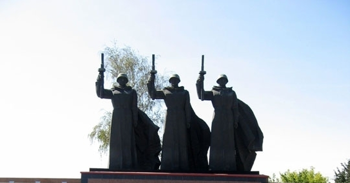 почему воронеж не город герой. воронеж город воинской славы проект. почему воронеж не город герой. воронеж город воинской славы памятник. город воронеж в 1942 год.