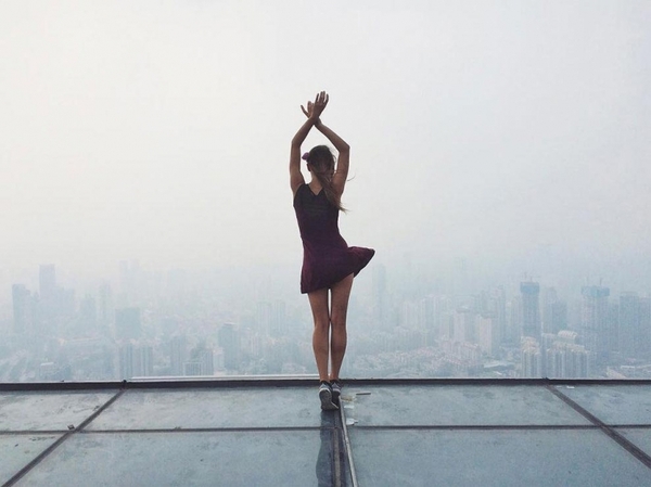 Angelina Nikolaou is a Russian girl who takes very risky pictures around the world. - Events, Society, People, Madness, Extreme, Extreme, Girls, Instagram, Longpost