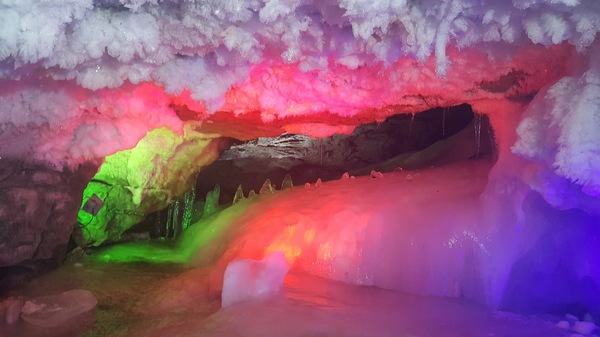 Кунгурская ледяная пещера