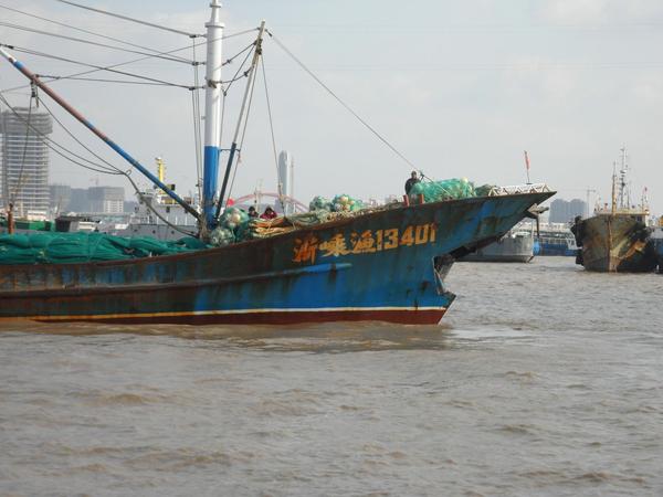 Fishing boat in China - My, China, Ship, Breach