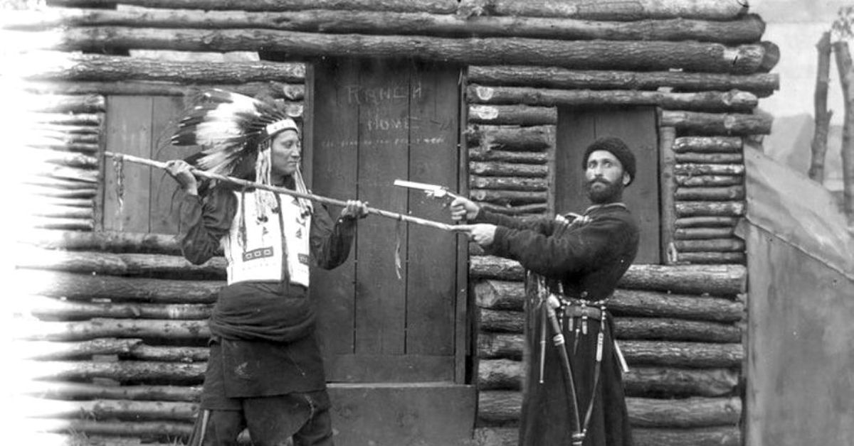 Смени русский. Гиф сколько индейцев убито.