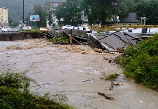 Meanwhile in Primorye... cars and houses are sinking - Russia, Primorsky Krai, Weather, Bad weather, Emergency, Потоп, Longpost