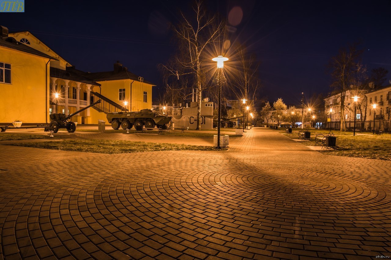 Фото г бор. Город Бор Центральная площадь. Бор Нижегородская область. Ночной Бор город Нижегородская. Город Бор Нижегородской области ночью.