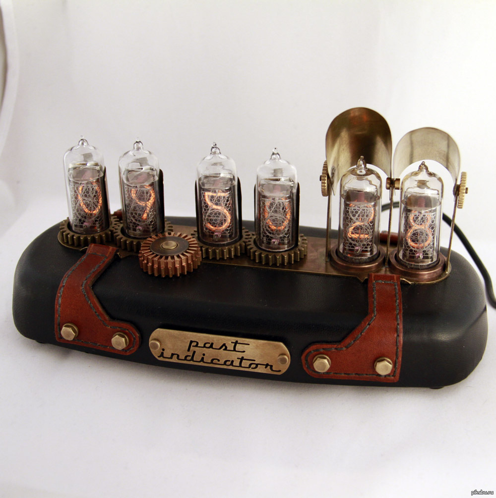 Часы Nixie Clock в стиле стимпанк на газоразрядных лампах ин-12б и ин-16