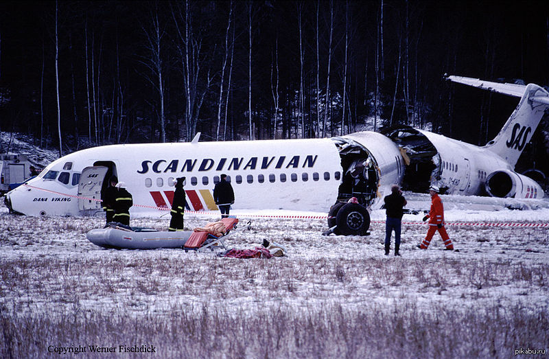 Авиакатастроф 9. MCDONNELL Douglas авиакатастрофы. Авария MD-81 В готтрёре. MD 81 SAS.