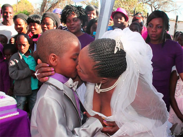 Женился на мулатке. Хелен Шабангу. Санеле Масилела и Хелен Шабангу. Самая молодая невеста в мире. Африканская невеста.