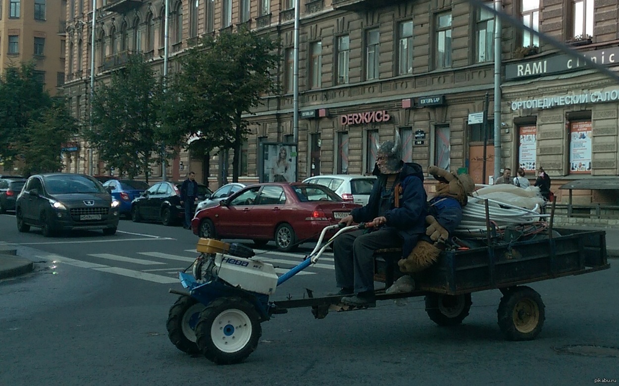 Русские приколы. Юмор только в России. Прикольная Россия. Только в России приколы.