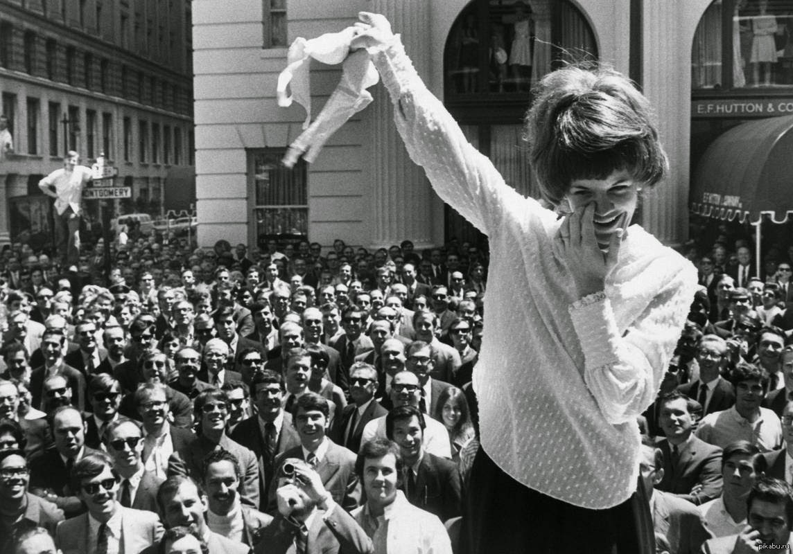Сан-Франциско 1969 протест против бюстгальтеров