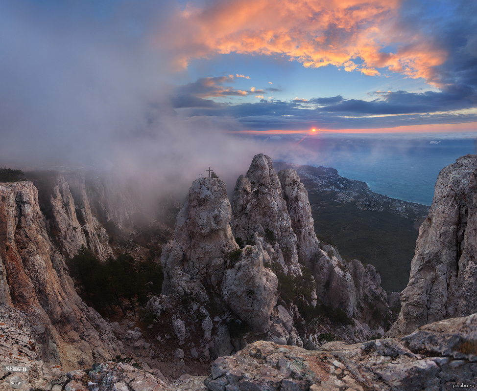 Ай петри род. Ай Петри Крым. Гора ай-Петри в Крыму. Ай-Петри Крым лес.