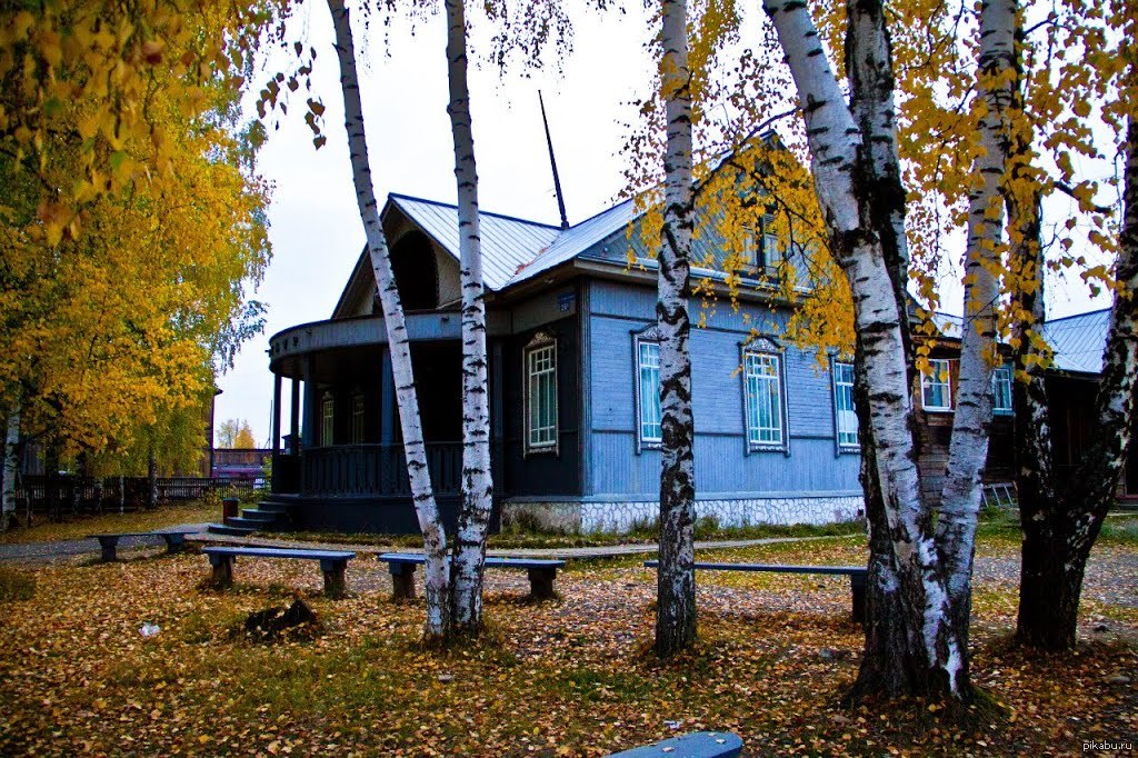 Пгт красноярского. Посёлок Мотыгино Красноярский край. Мотыгинский театр Красноярского края. Театр поселка Мотыгино. Ангара поселок Мотыгино.