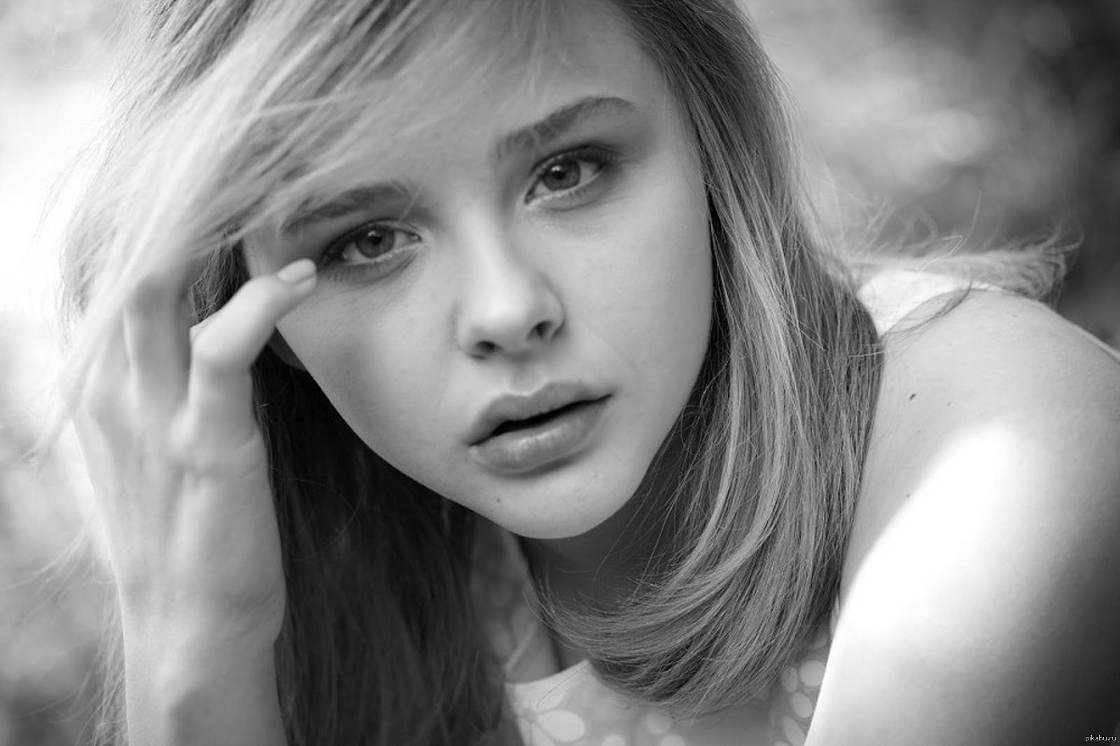 Молодые невинные девушки. Chloe Grace Moretz.