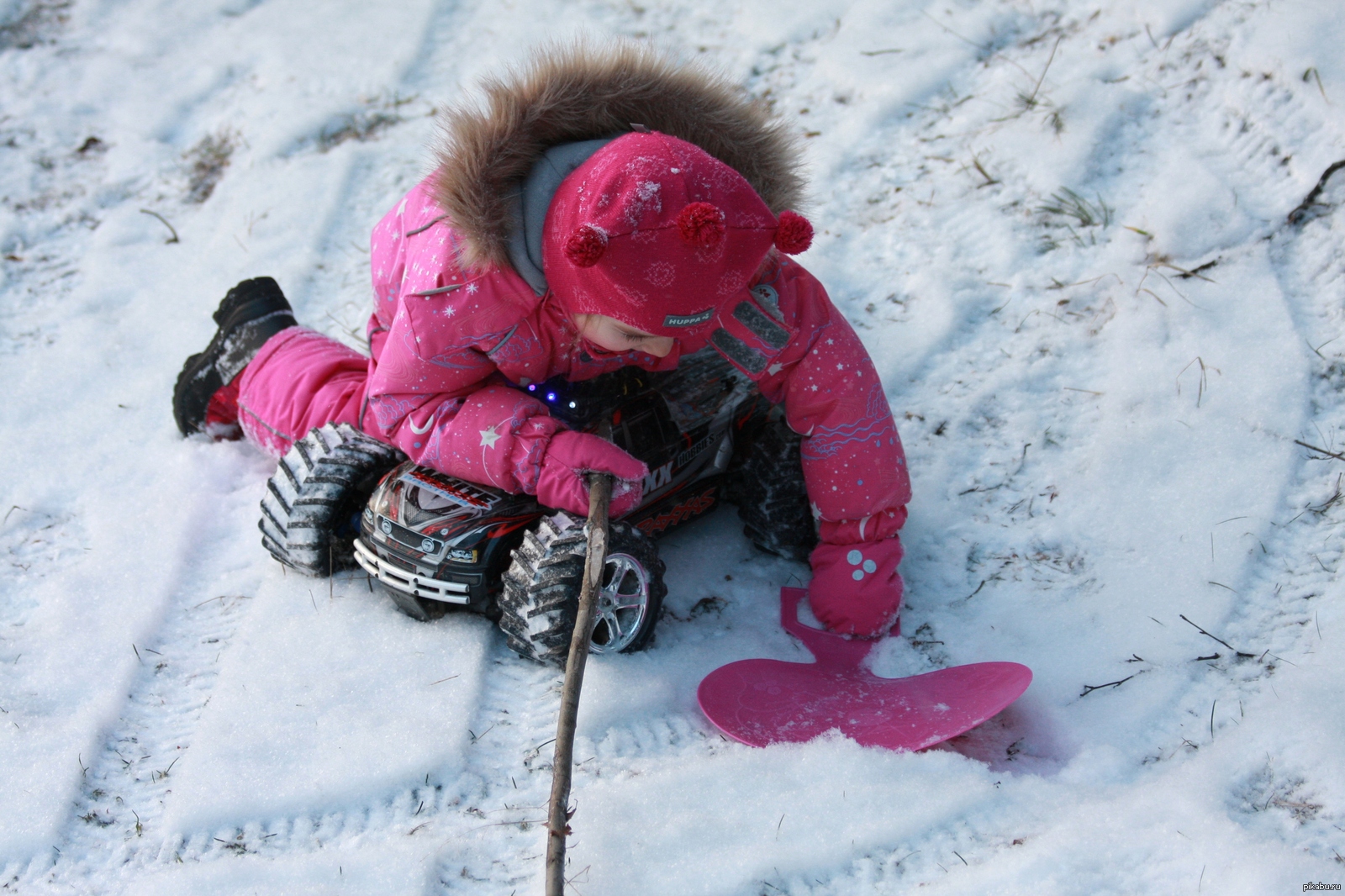 Yeah, ridden on me, now I'm on you! - My, Children, Snow, Hobby, Entertainment, Models, Rc, Traxxas, The photo