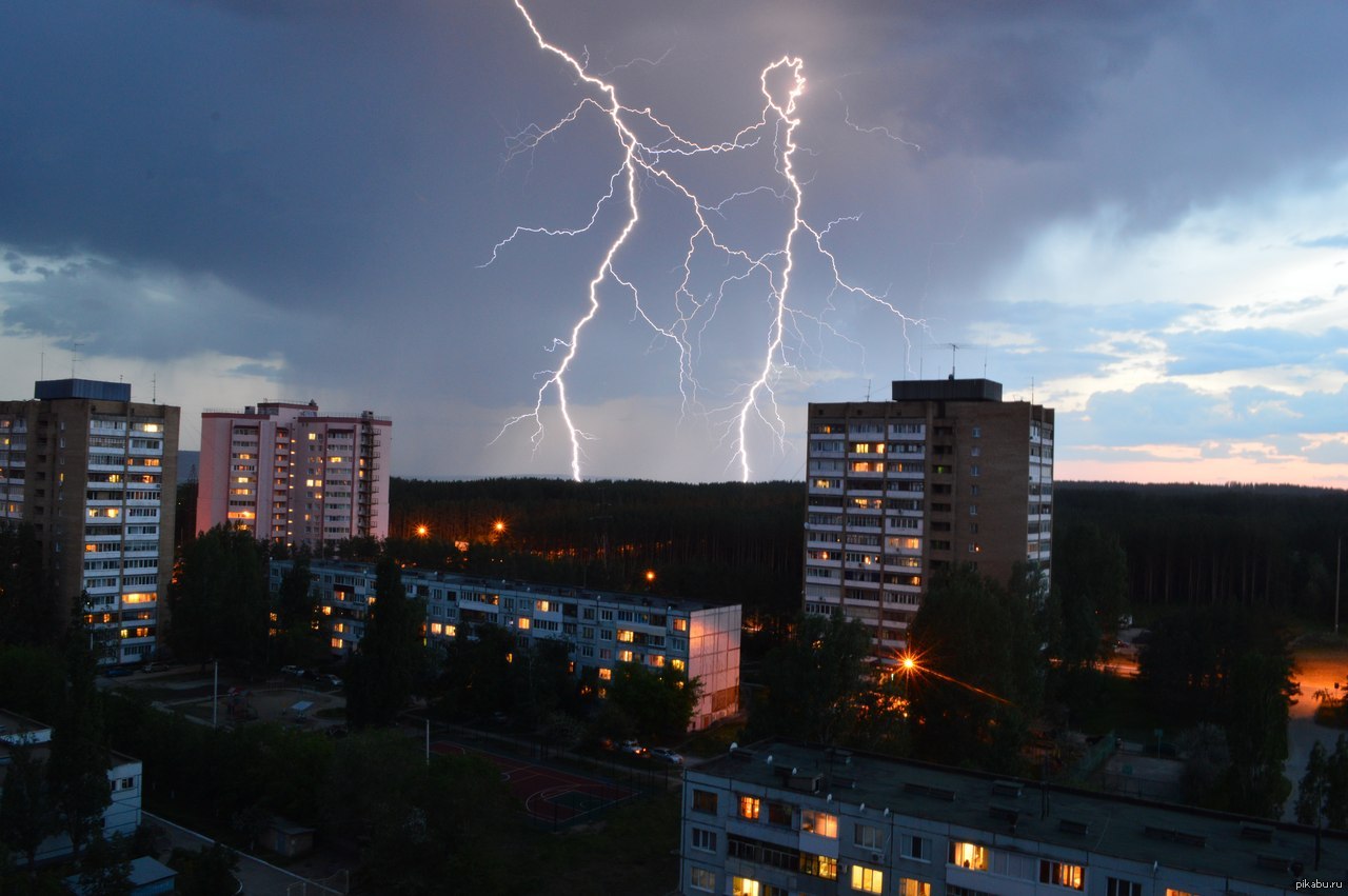 Фото грозы в городе