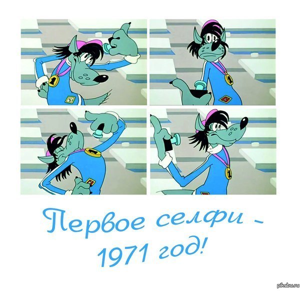 сфоткать кота. парень с фотоаппаратом. ну сфотографируй. ну сфотографируй. человек фотографирует.