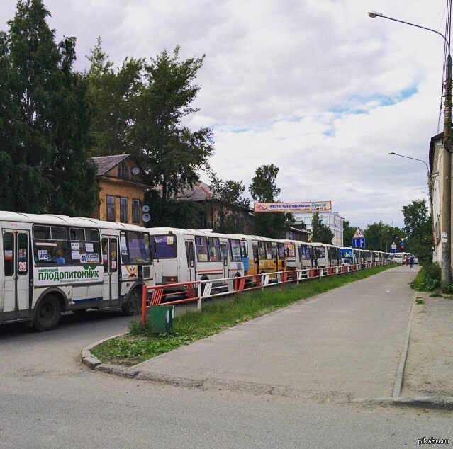 паз 32053 в городе орле. пазики в арзамасе. пазик паз 3205 новый. паз. пазик по городу.