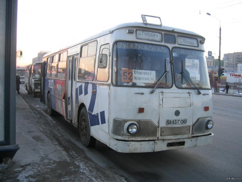 Нижний питер автобус. ЛИАЗ 677 Нижний Новгород. ЛИАЗ 677 Рославль. ЛИАЗ 677 город Горький. ЛИАЗ 1990.