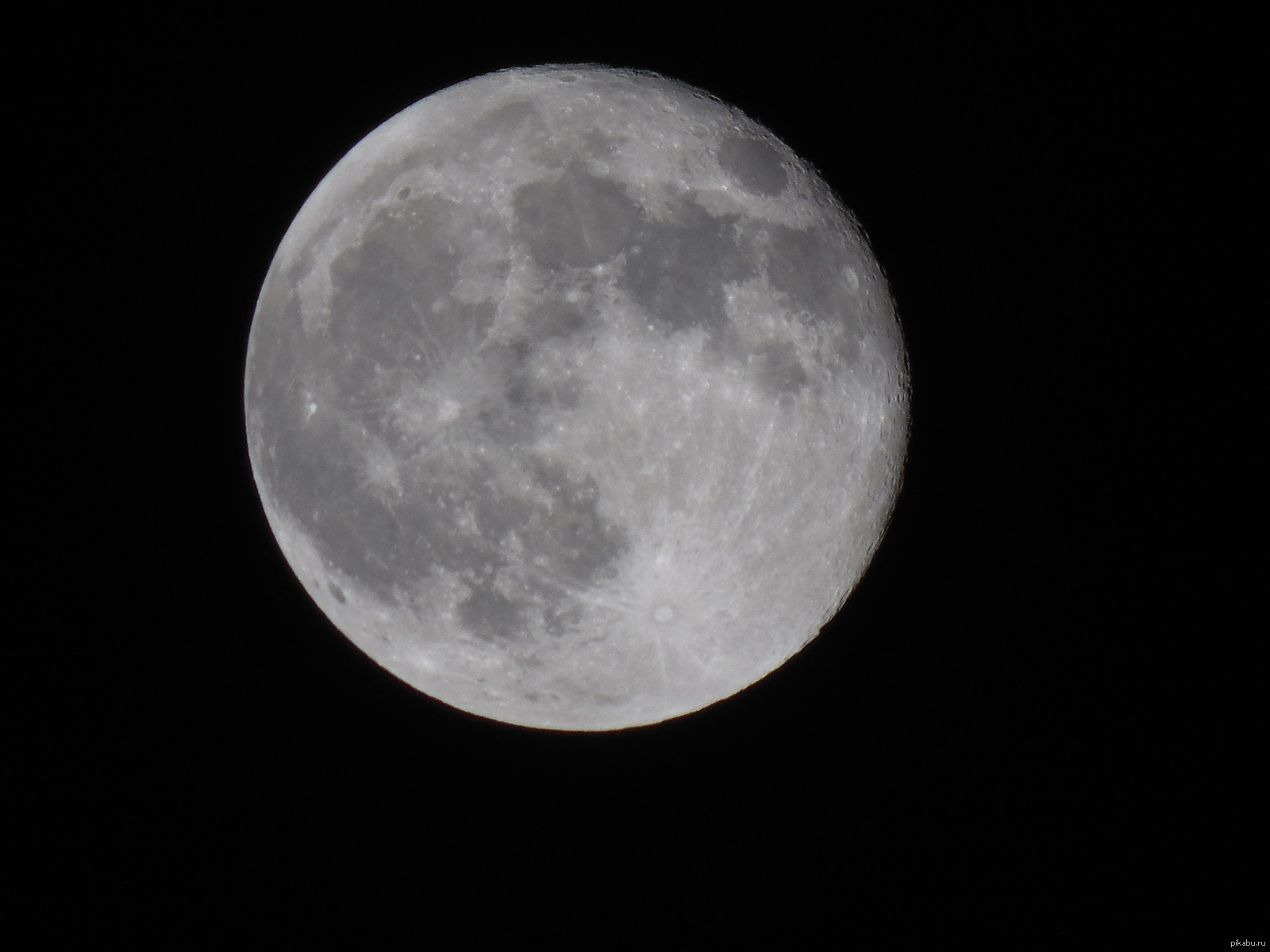Ay 7 y 7 ay 3. Фазы луны. Луна. Луна днем фото. Луна в космосе.