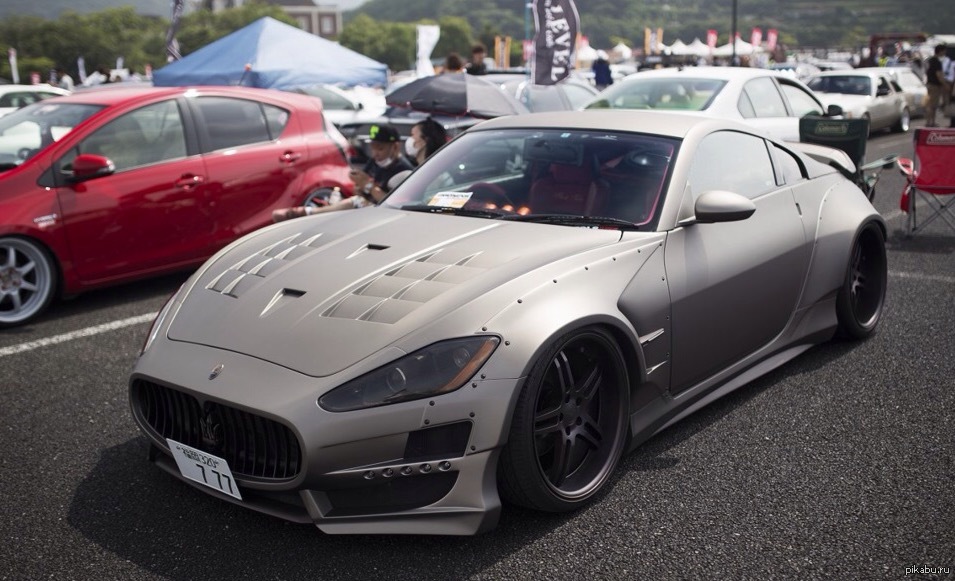 Maserati GRANTURISMO stance