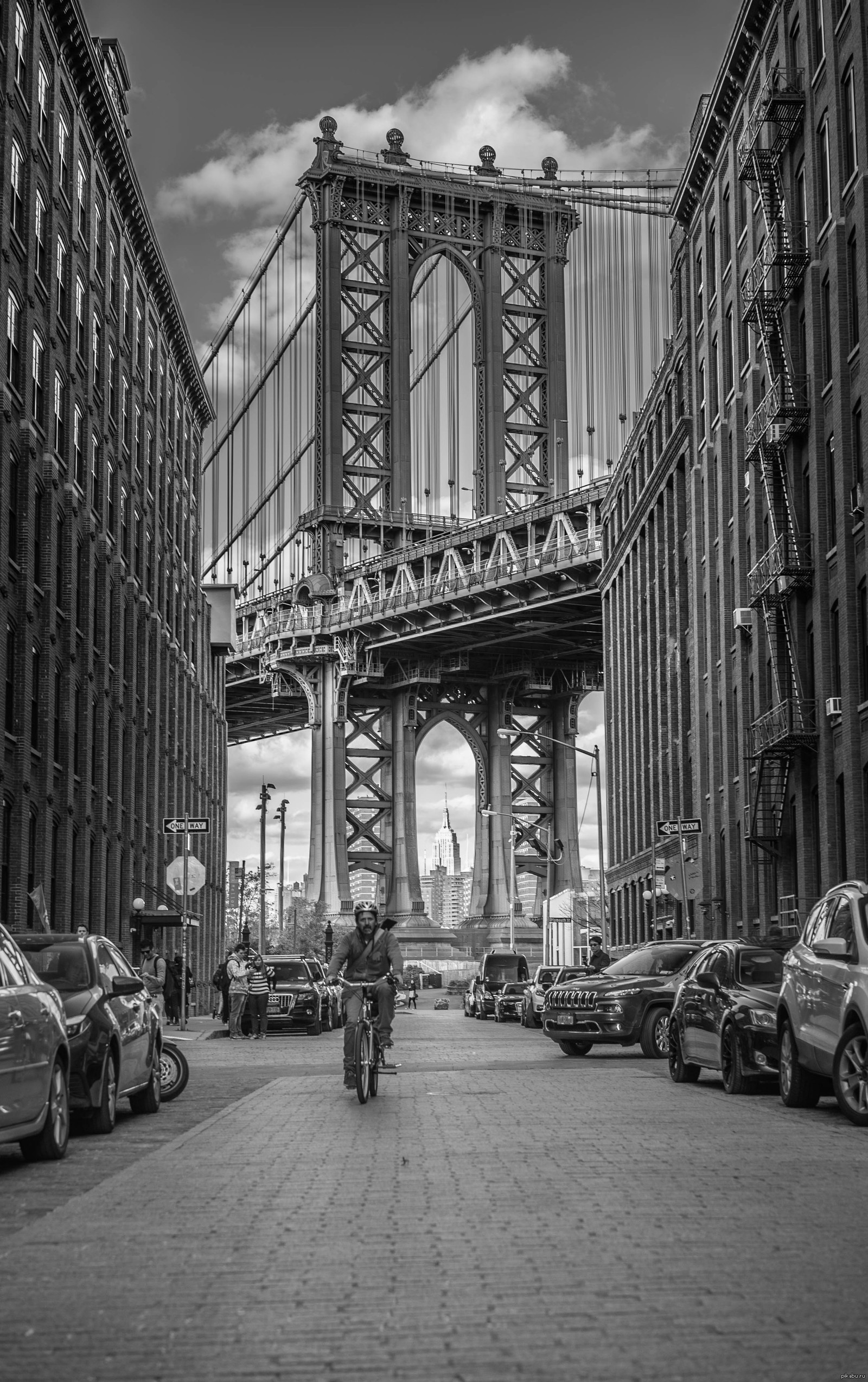 Манхэттенский мост однажды в Америке