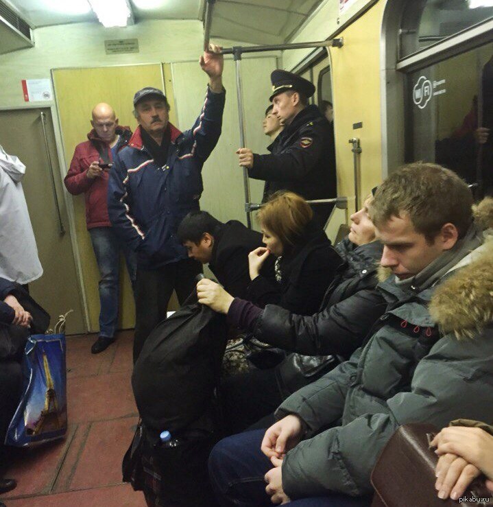 Сегодня в метро | Пикабу