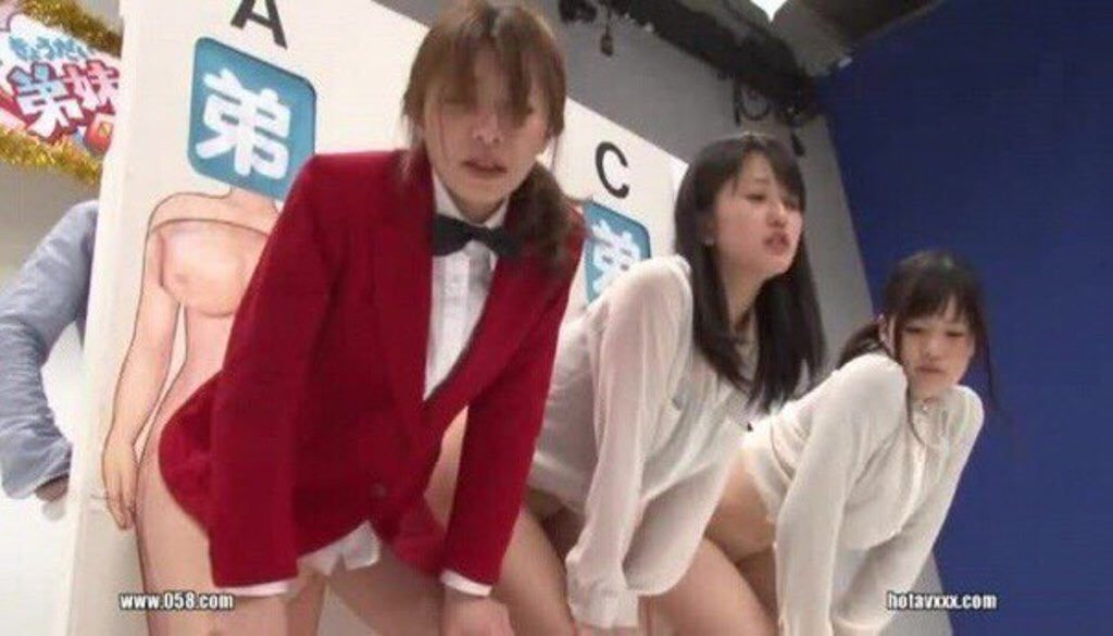 Японское Порно Шоу Кончают