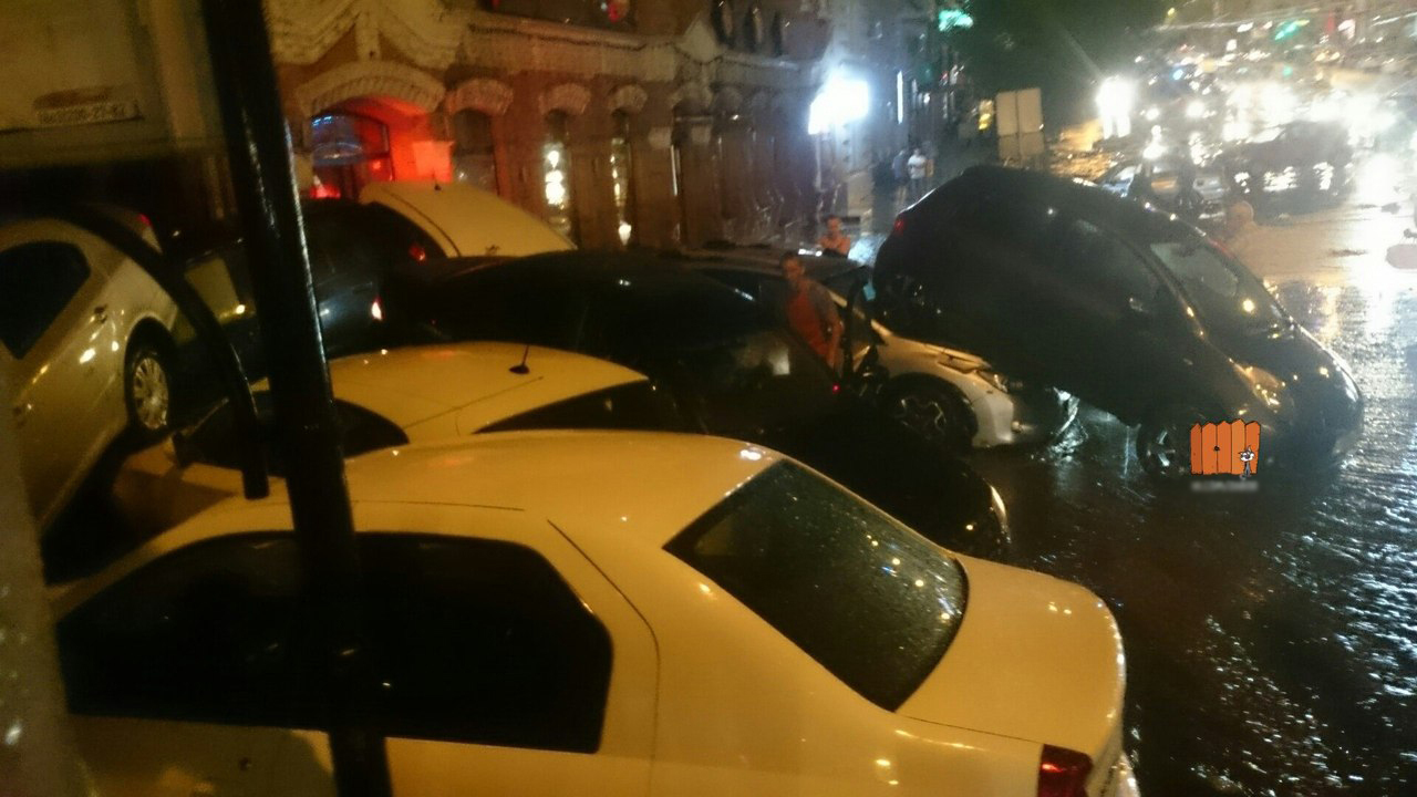 It rained in Rostov - Element, Rain, Auto