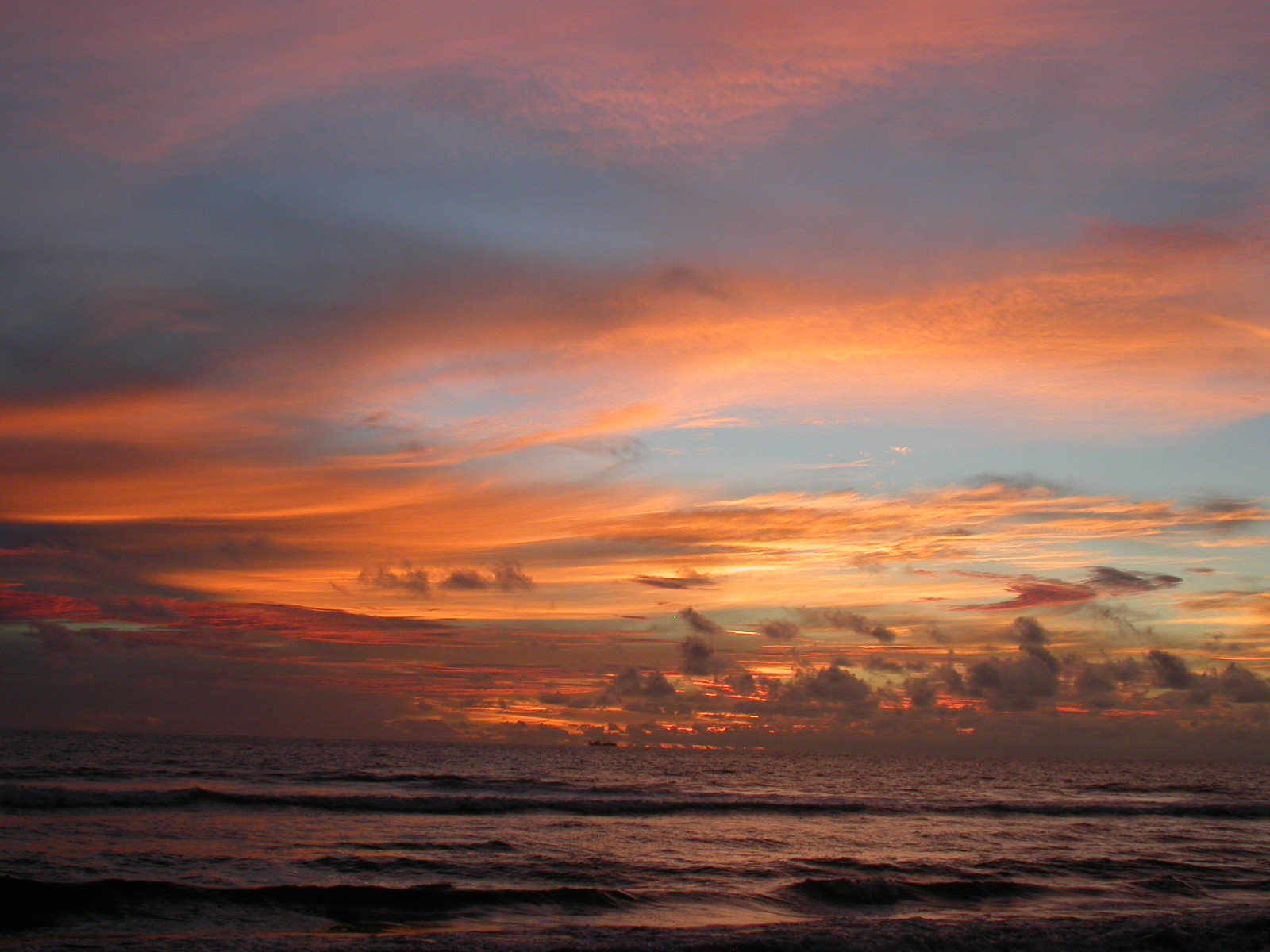 Sunset over the ocean. - My, Photo, Sunset, Indonesia