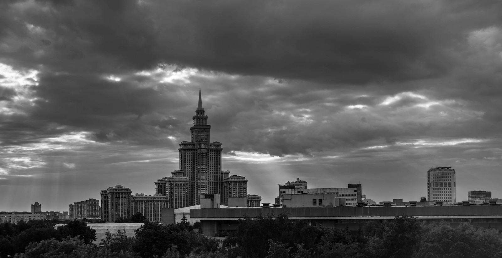 Серый город Москва