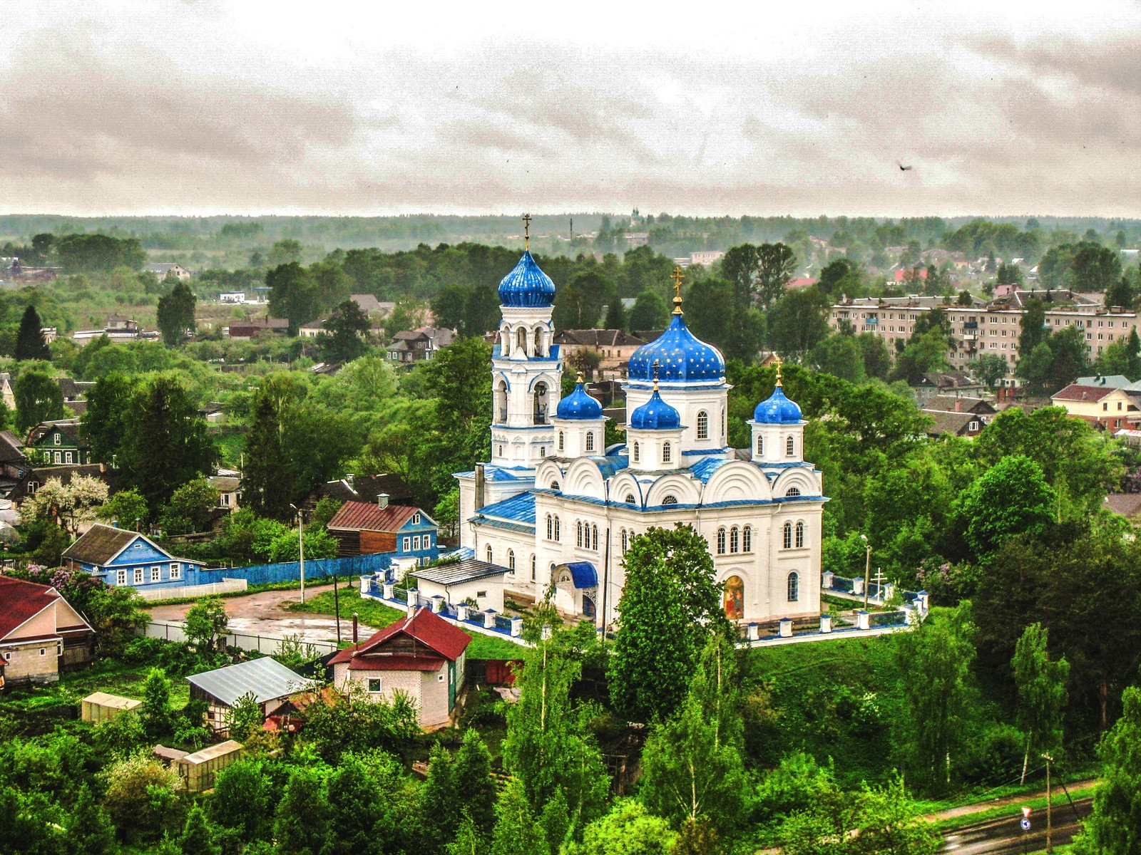 Код торжка. Михайло-Архангельский храм Торжок. Благовещенская Церковь Торжок. Церковь Михаила Архангела (Торжок). Ржевская улица Торжок.