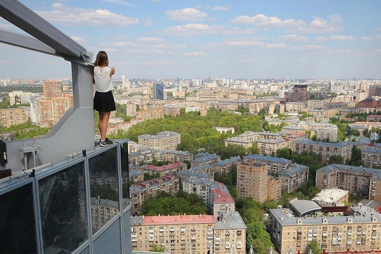 Angelina Nikolaou is a Russian girl who takes very risky pictures around the world. - Events, Society, People, Madness, Extreme, Extreme, Girls, Instagram, Longpost