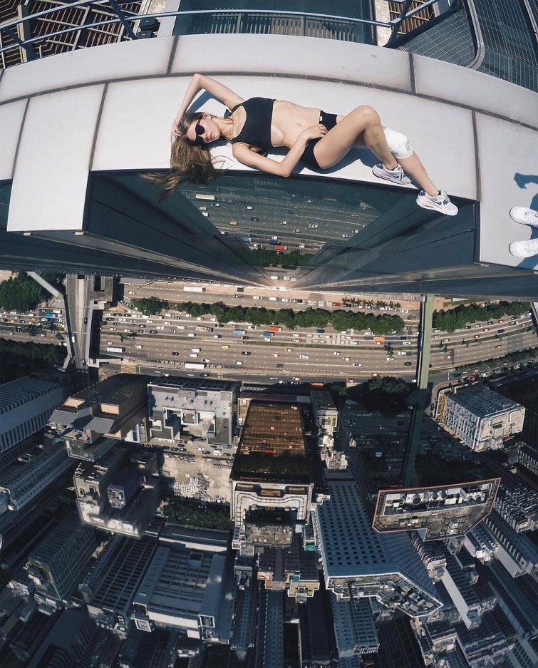 Angelina Nikolaou is a Russian girl who takes very risky pictures around the world. - Events, Society, People, Madness, Extreme, Extreme, Girls, Instagram, Longpost