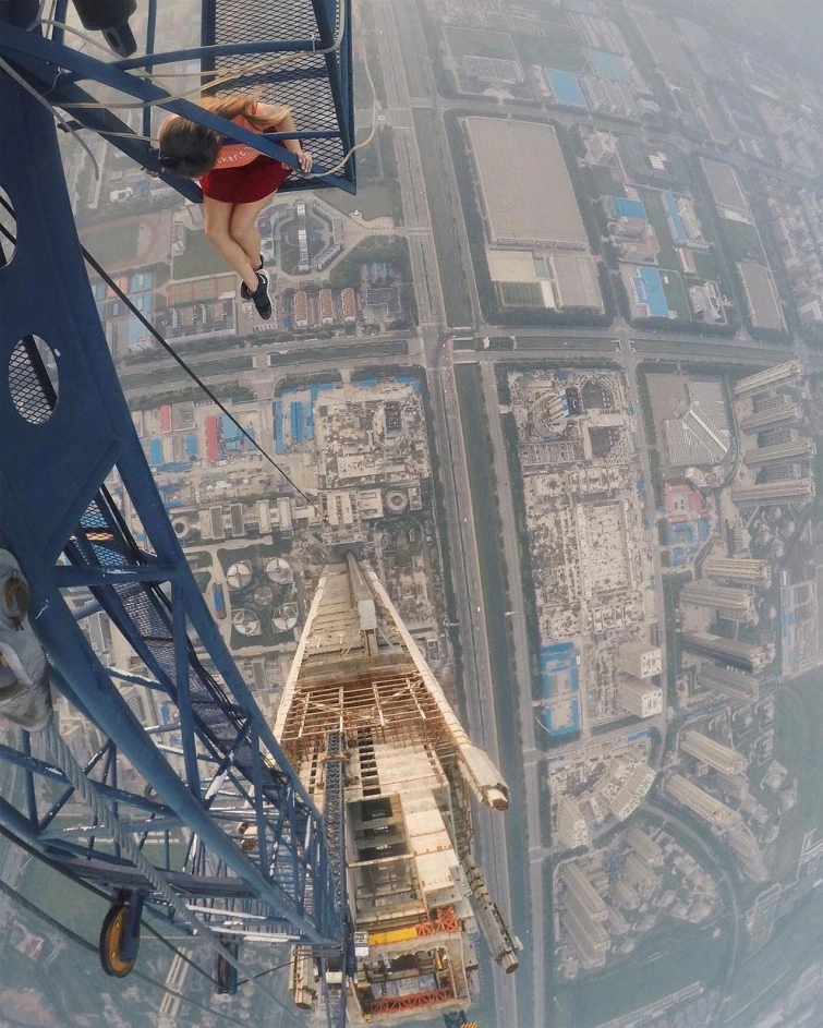 Angelina Nikolaou is a Russian girl who takes very risky pictures around the world. - Events, Society, People, Madness, Extreme, Extreme, Girls, Instagram, Longpost