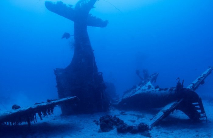 Underwater aircraft graveyard - Airplane, At the bottom, Sea, The Second World War, , , Longpost, Cemetery