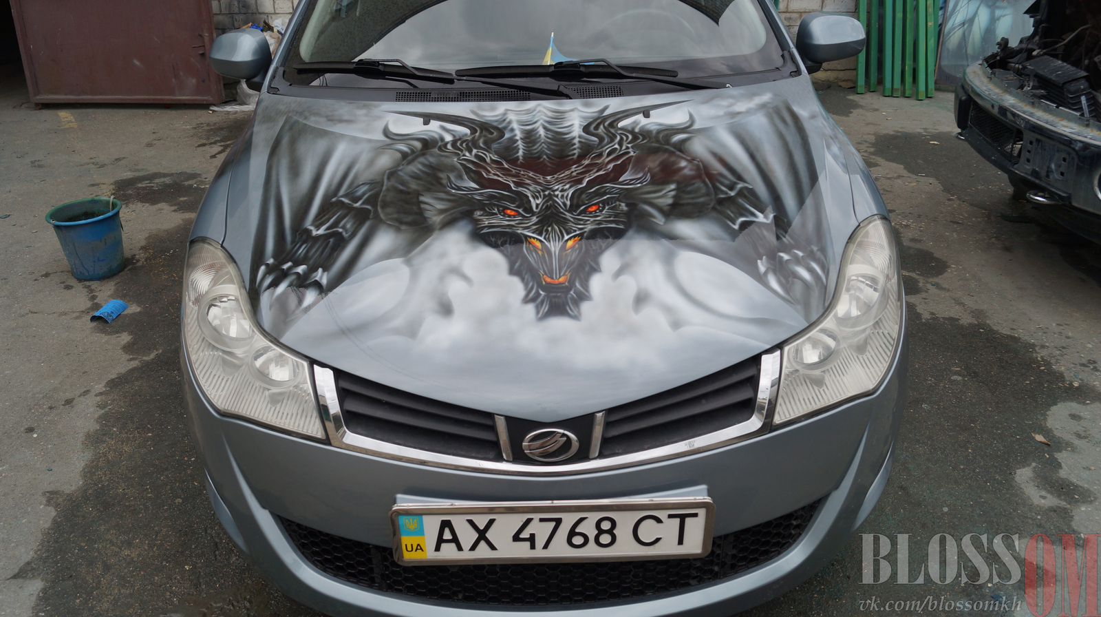 Protected by dragons - My, Airbrushing, Car, The Dragon, Blossom, Art, Fantasy, Drawing, Painting, Longpost