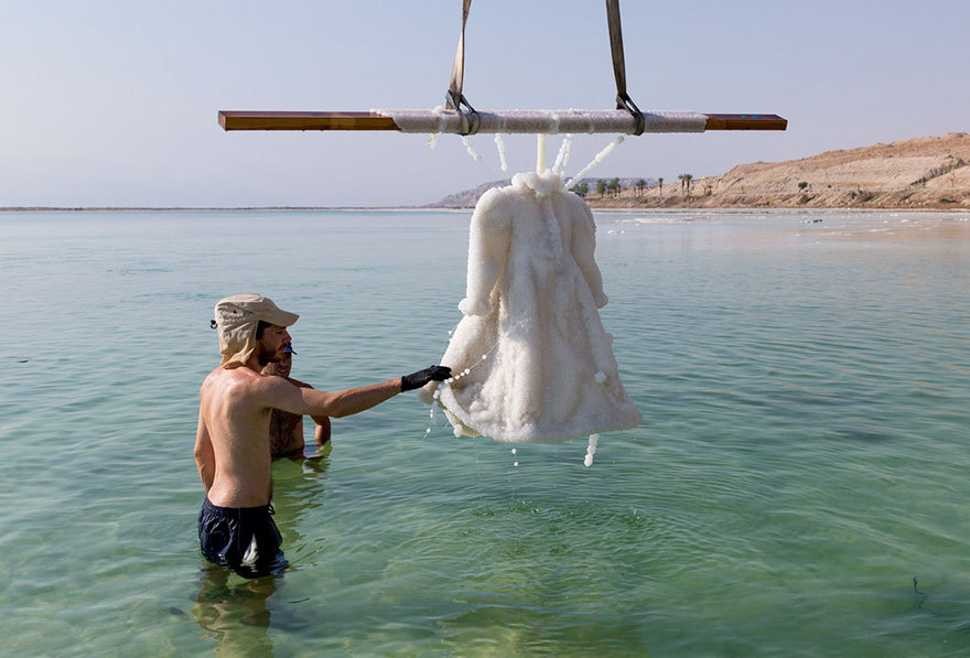 What happens to a dress if you put it in the Dead Sea for two years? - Photo, Longpost, The dress, Salt, Dead Sea, Crystals