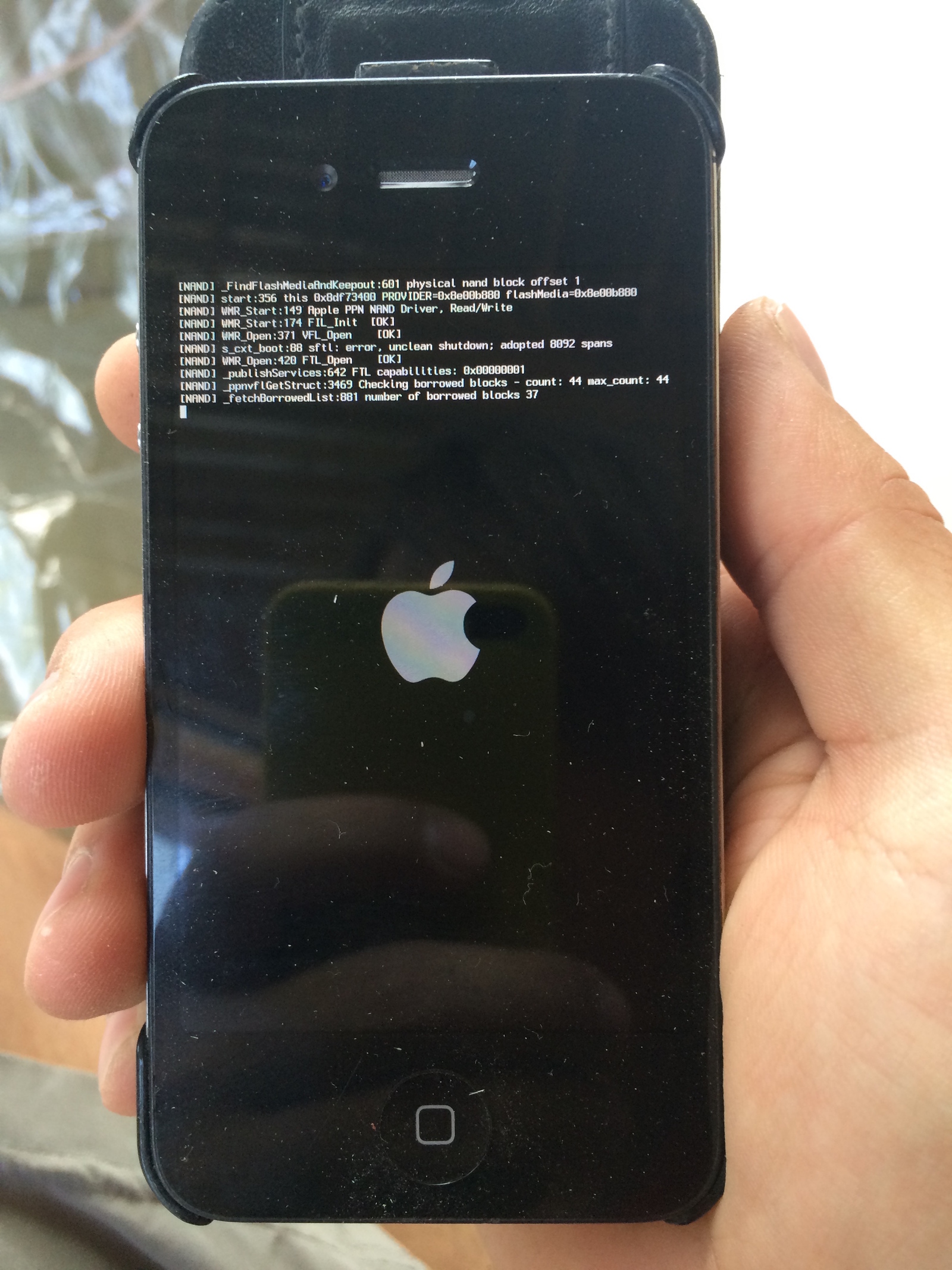 The iPhone also has a screen of death - Blue screen of death, iPhone, Apple