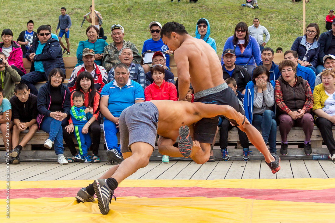 How ears are broken and how to dance the eagle dance. - Baikal, Fight, Buryats, Video, Longpost