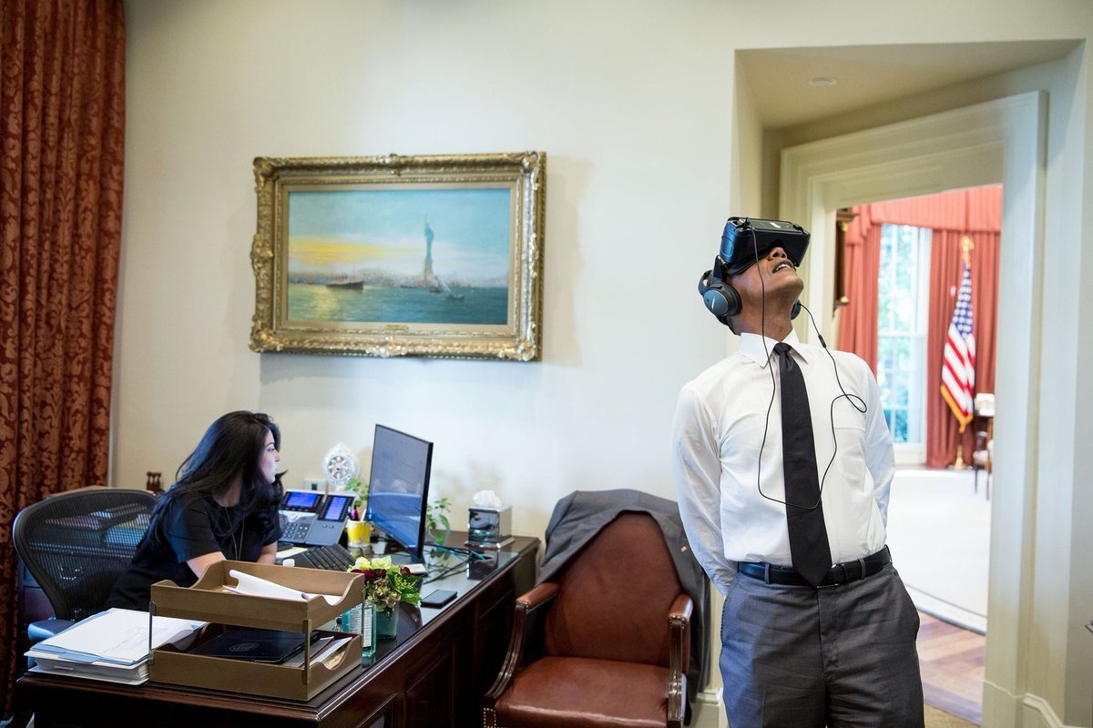 Obamych in VR glasses :) - Barack Obama, Humor, Photo, Виртуальная реальность