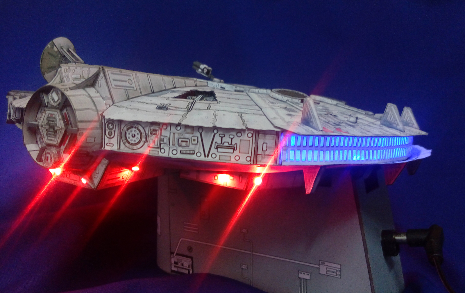 Millennium Falcon (paper model) - My, Millennium falcon, Han Solo, Backlight, Longpost