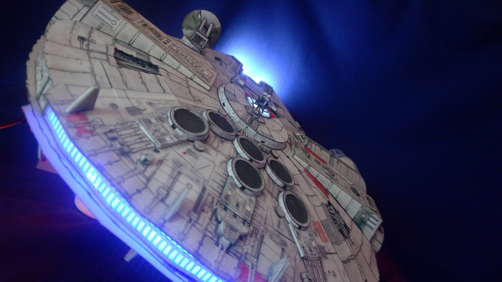 Millennium Falcon (paper model) - My, Millennium falcon, Han Solo, Backlight, Longpost