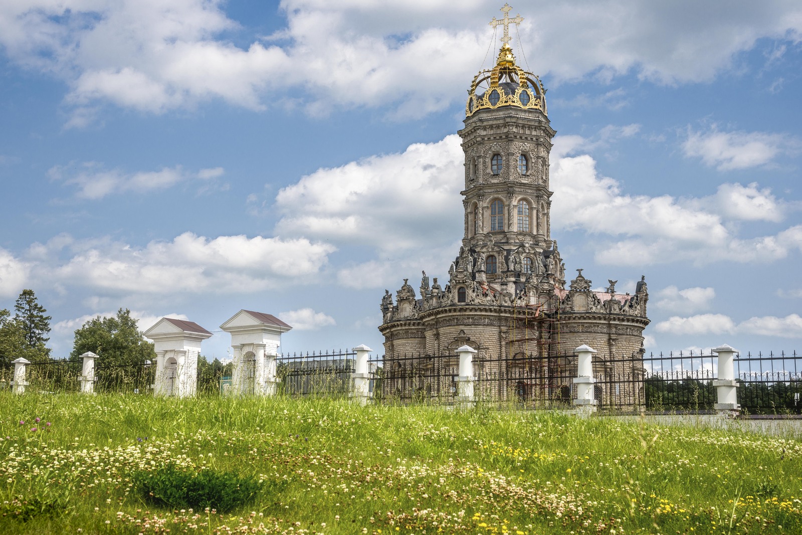 Храм Знамения Богородицы в Дубровицах - Моё, Храм, Церковь, Архитектура, Россия, Nikon, Длиннопост