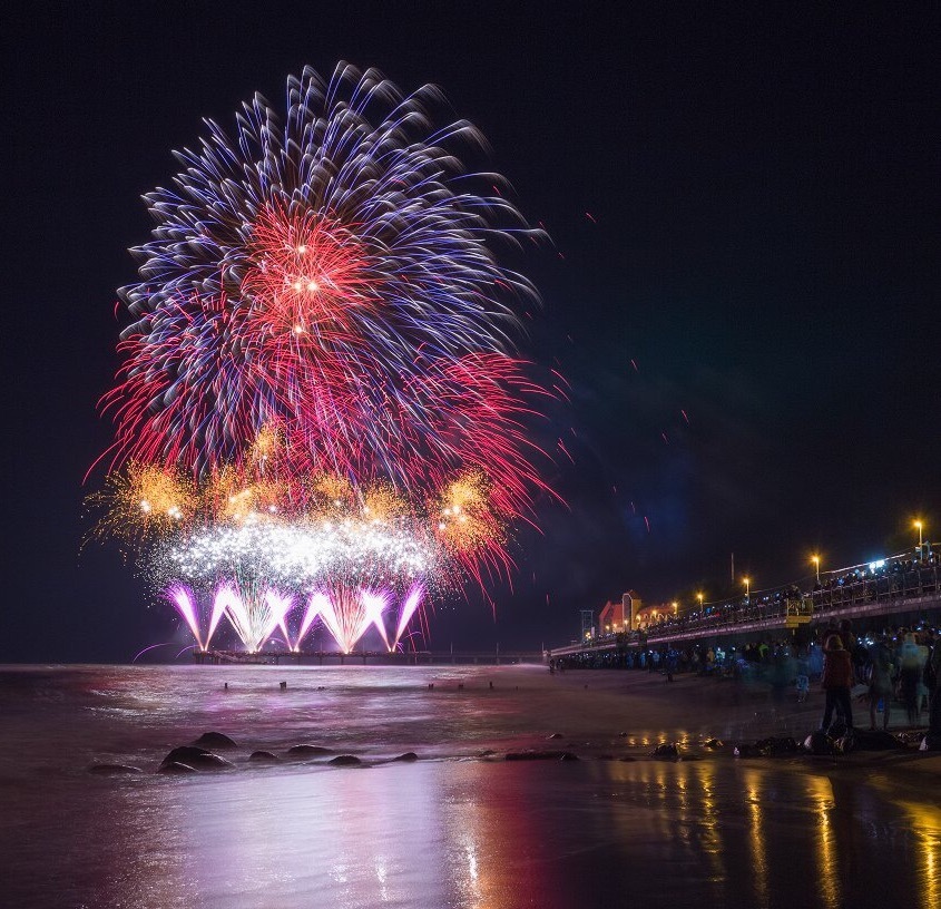 International Fireworks Festival. Opening. Zelenogradsk 03.09.2016 - The festival, beauty, Firework, Longpost