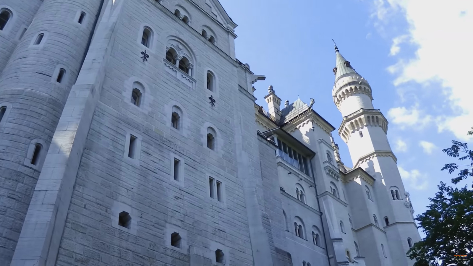 Neuschwanstein Castle/Germany//By car in Europe - My, Neuschwanstein, , Lock, Germany, Bavaria, Travels, Video, Longpost