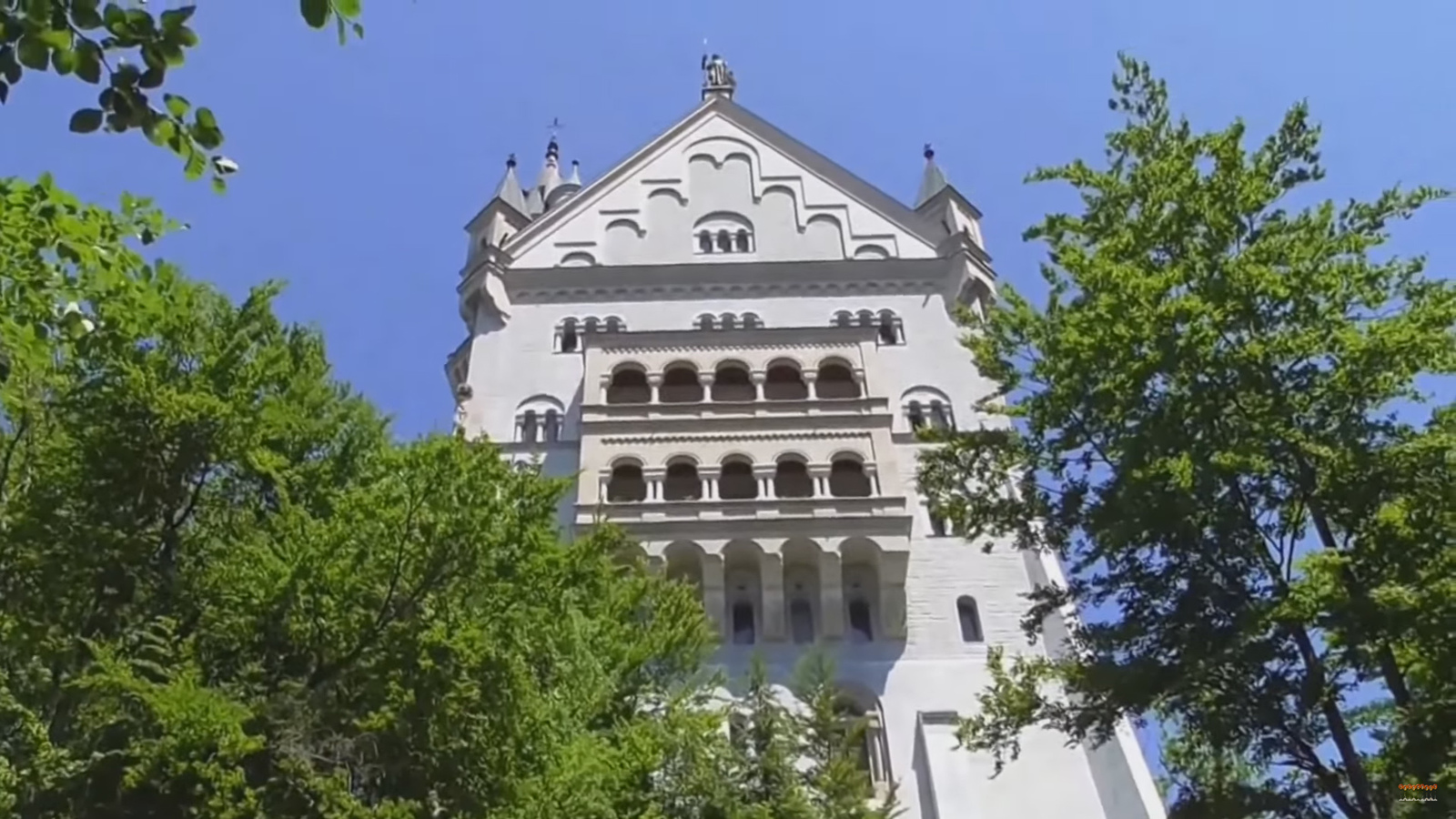 Neuschwanstein Castle/Germany//By car in Europe - My, Neuschwanstein, , Lock, Germany, Bavaria, Travels, Video, Longpost