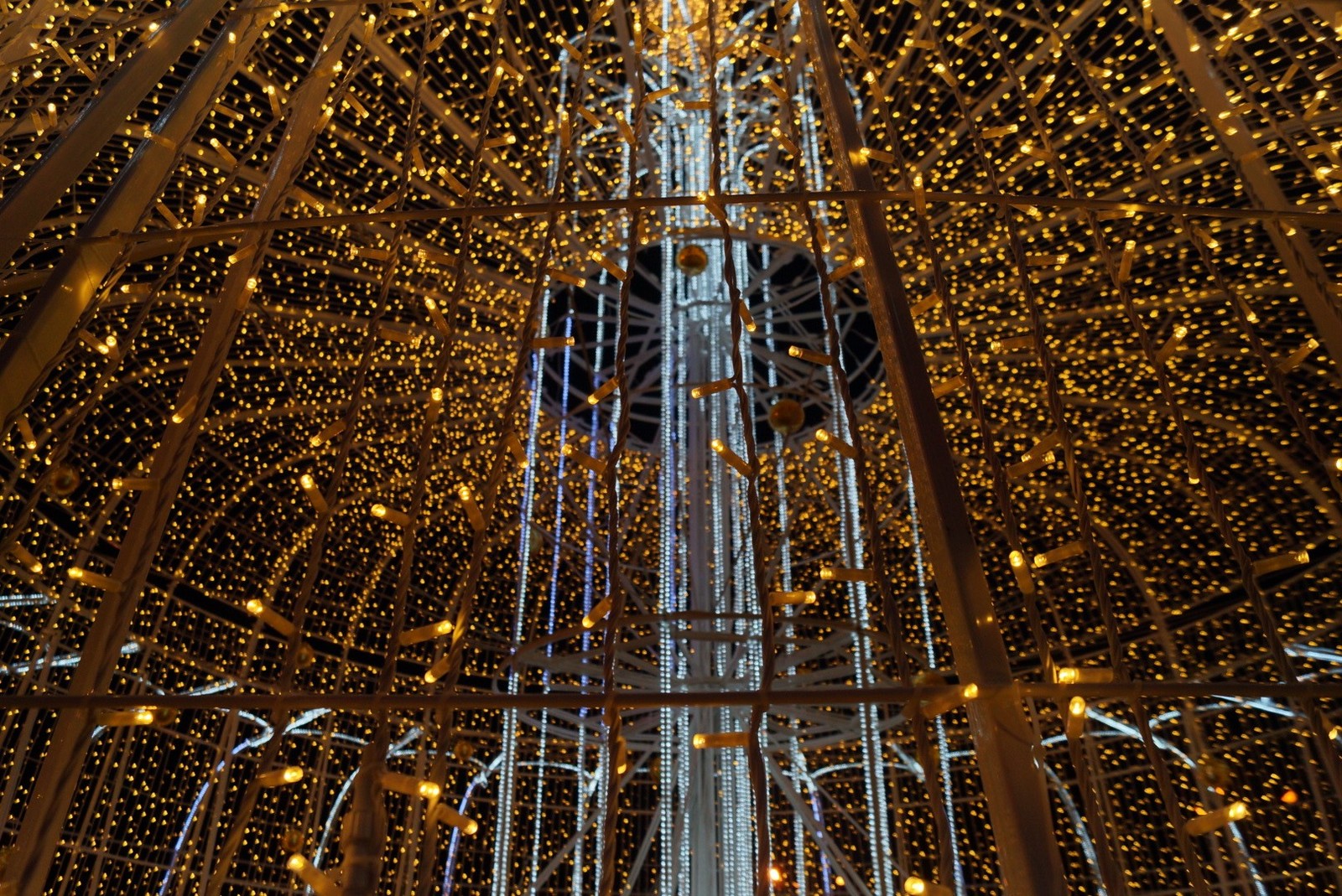 winter fountain - My, Travel across Russia, The photo, For evaluation, Longpost