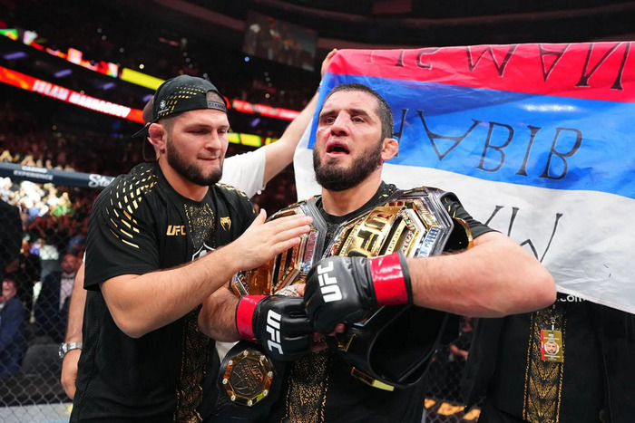 Ислам Махачев установил рекорд UFC, одолев Иэна Гэрри