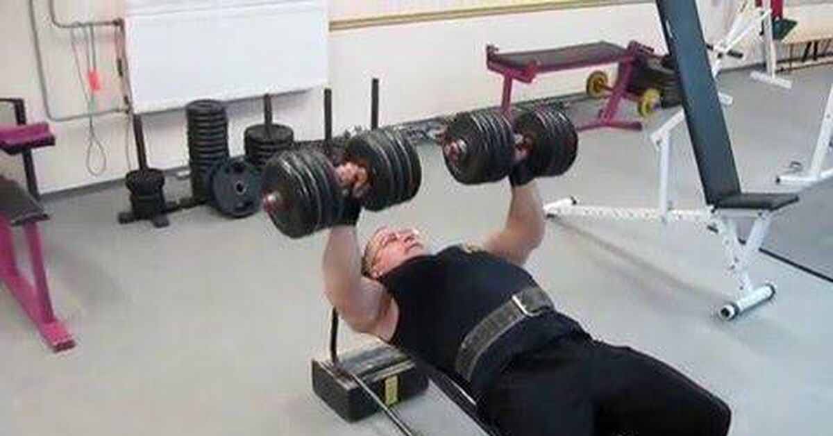 Dumbbell bench press 45 kg - Series Strength training  Georgy Zobach, My, Workout, Тренер, Sports Tips, Exercises, Gym, Gym, Video, Rutube, Short videos