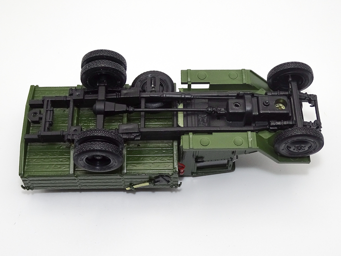 Рис. 7. Модель автомобиля ЗиС-5В от мастерской MiniClassic после восстановления