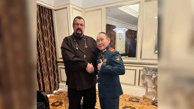 ���������. ������ / <!--noindex--><a href="https://pikabu.ru/story/kto_on__tuta_rasskazyivaem_o_samom_izvestnom_geroe_rossii_iz_yakutii_andree_grigoreve_14268996?u=http%3A%2F%2Ft.me&t=t.me&h=5458f33905df8865ee8d17e6780de36cdf109838" title="http://t.me" target="_blank" rel="nofollow noopener">t.me</a><!--/noindex-->